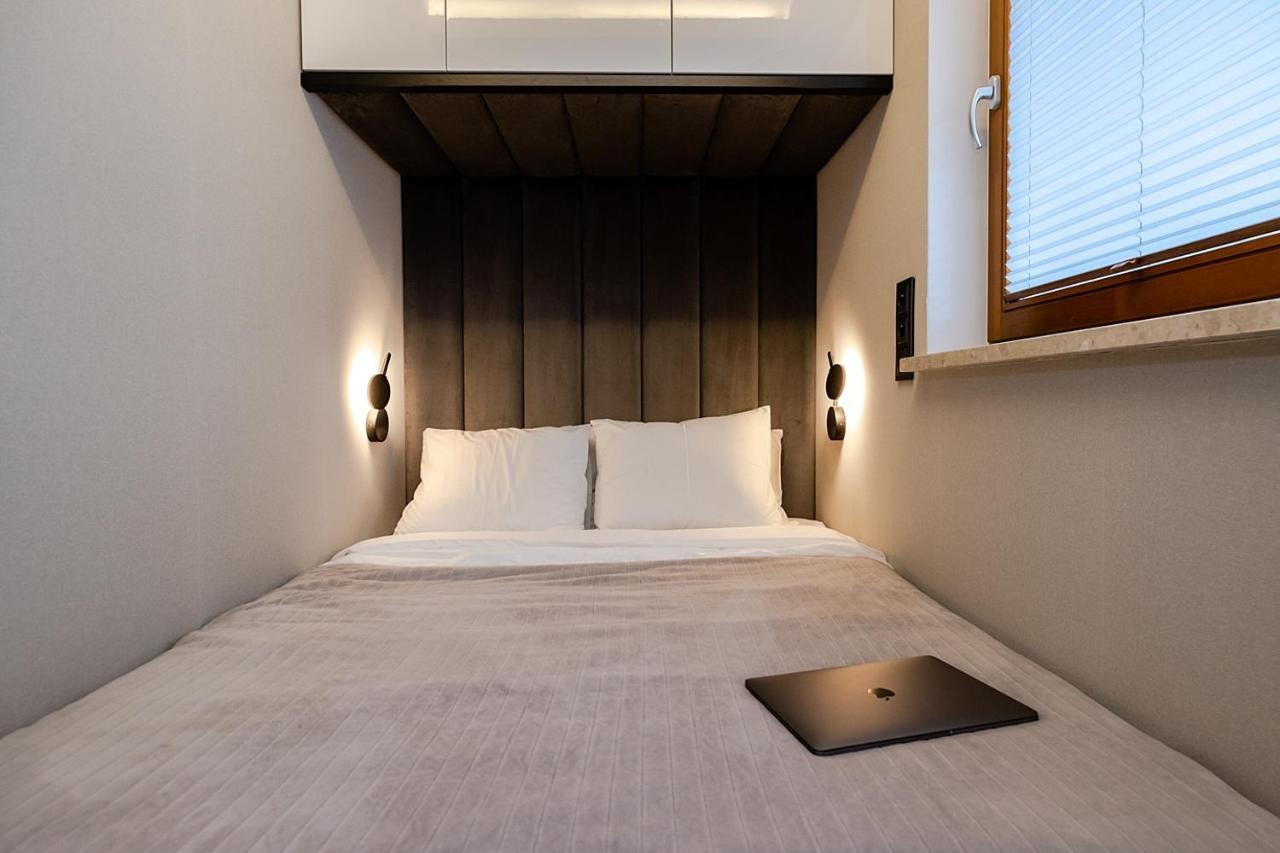 Apartment Wola, Wi-Fi, Smart Lock, Air Condition Варшава Екстериор снимка